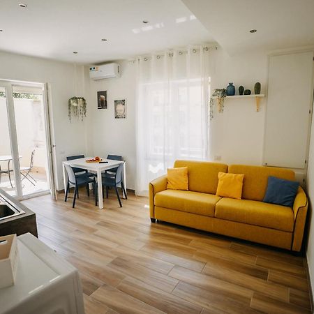 Salerno Center Suites Exteriör bild