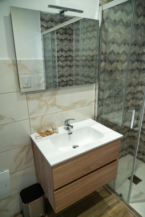 Salerno Center Suites Exteriör bild