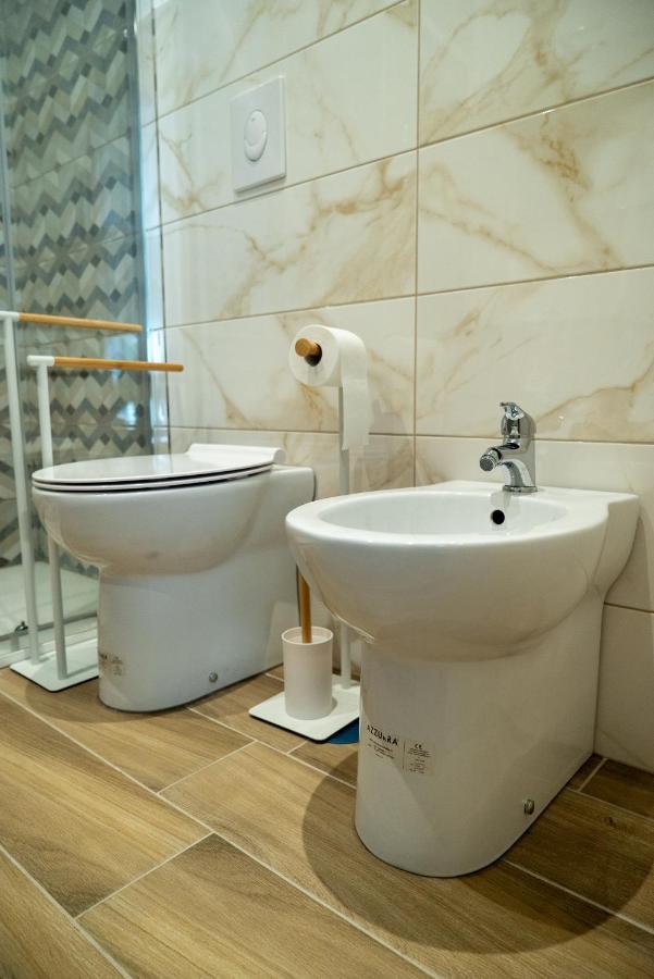 Salerno Center Suites Exteriör bild